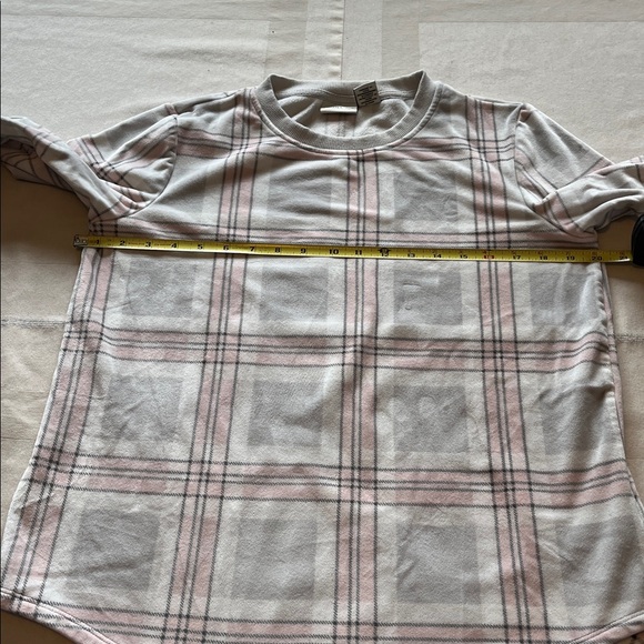 Rachel Zoe Women’s Plaid Cozy Pajama Set - Picture 8 of 10